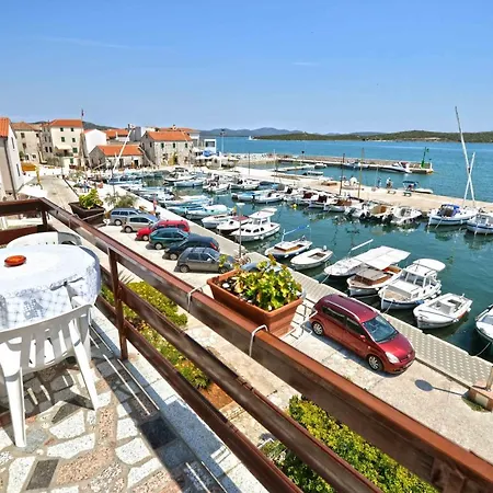 Apartment Milivoj *
