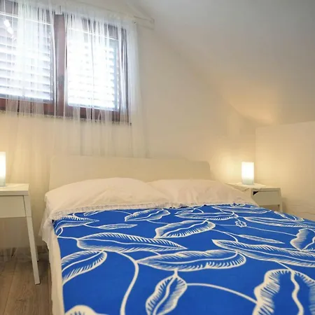 Milivoj Apartment *