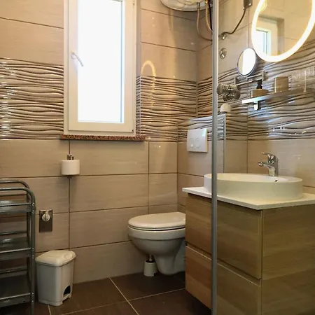 Apartment Milivoj Betina (Sibenik-Knin)