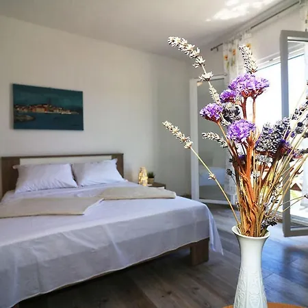 Milivoj Apartment *